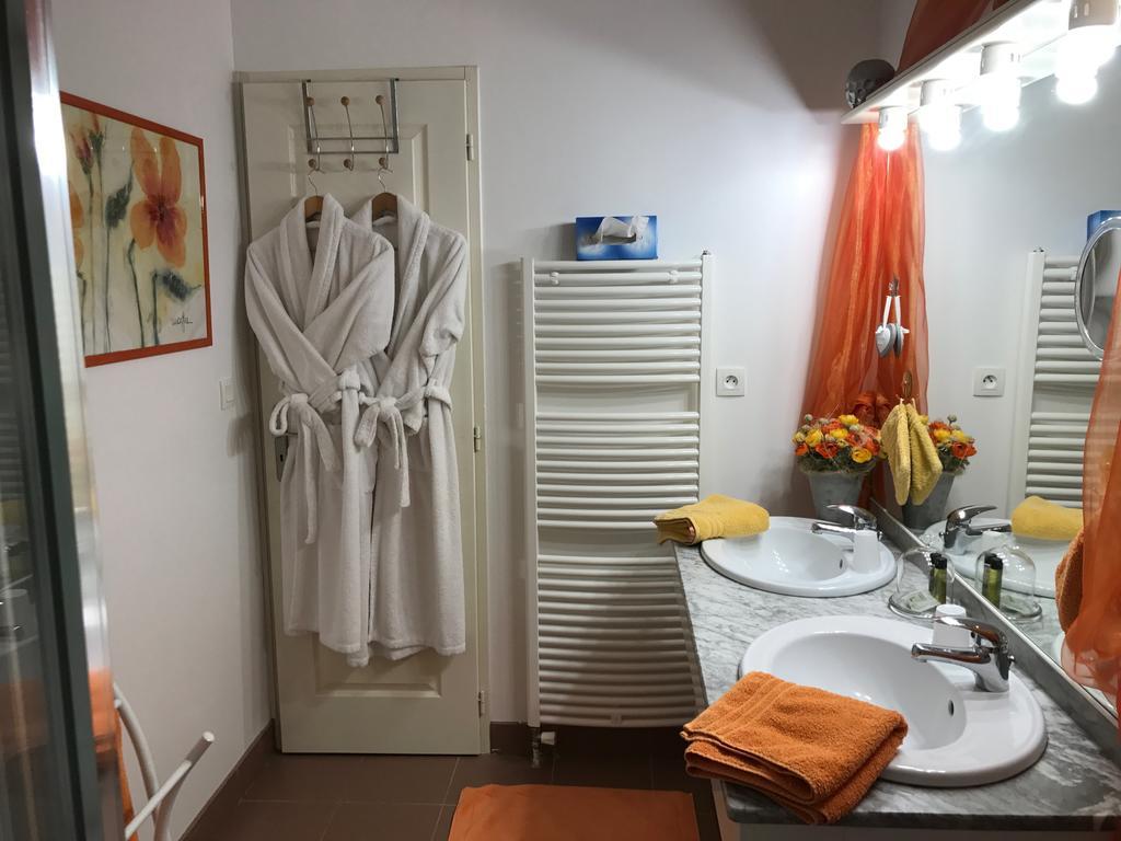 L'Orangerie Bed & Breakfast Bellerive-sur-Allier Exterior photo